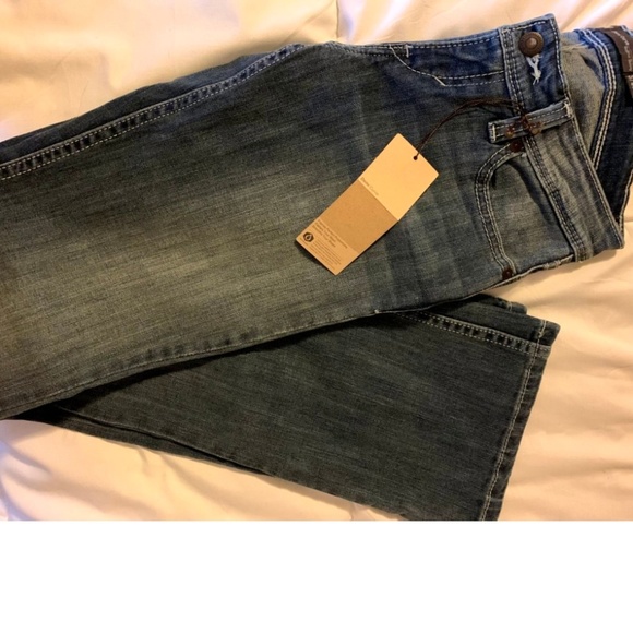 Levi Boot Cut - Picture 2 of 5